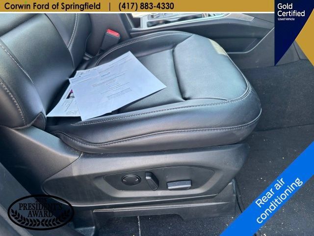 Used 2023 Ford Explorer XLT w/ Equipment Group 202A AWD/4WD image 10