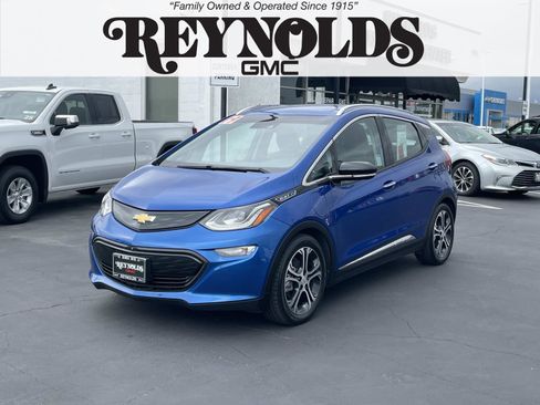 Used 2019 Chevrolet Bolt Premier w/ Infotainment Package FWD image 1