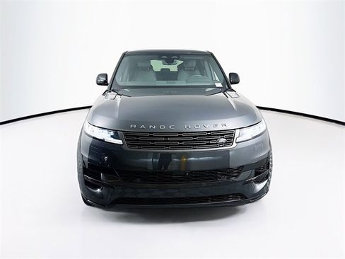 New 2025 Land Rover Range Rover Sport SE image 2