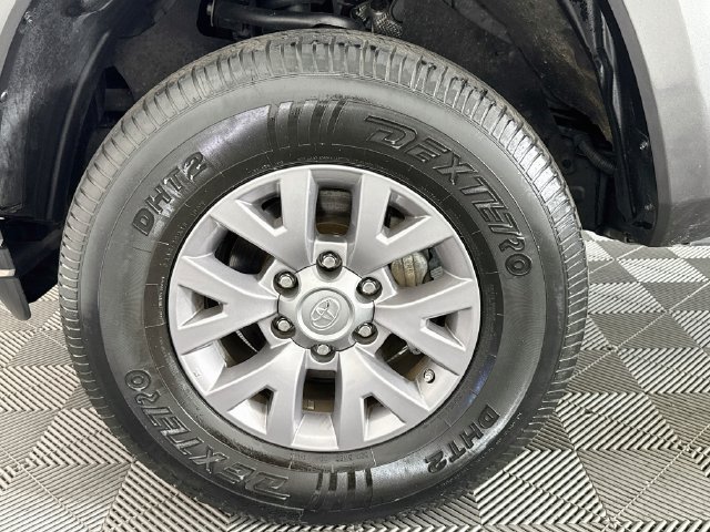 Used 2019 Toyota Tacoma SR5 RWD image 34