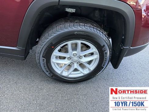 New 2026 Jeep Grand Cherokee Laredo image 12