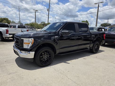 Used 2021 Ford F150 XL w/ Equipment Group 101A High RWD image 3