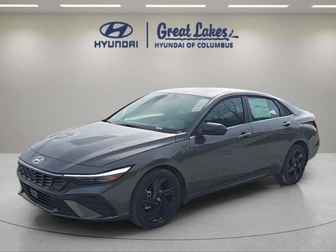 New 2026 Hyundai Elantra SEL Sport Premium FWD image 1