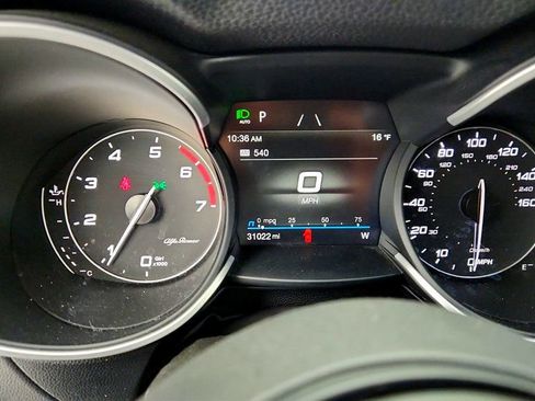 Used 2022 Alfa Romeo Stelvio Ti image 13