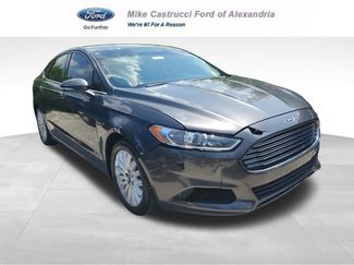 Used 2015 Ford Fusion SE FWD video 1