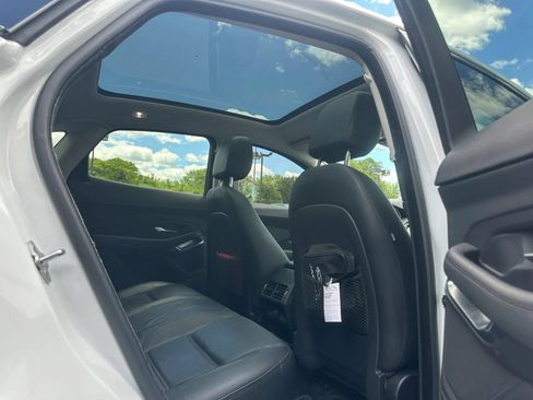 Used 2020 Jaguar E-PACE AWD/4WD image 16