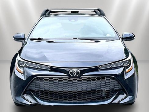 Used 2022 Toyota Corolla SE w/ SE Preferred Package FWD image 2