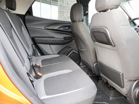 Used 2022 Chevrolet TrailBlazer LT w/ Driver Confidence Package image 13