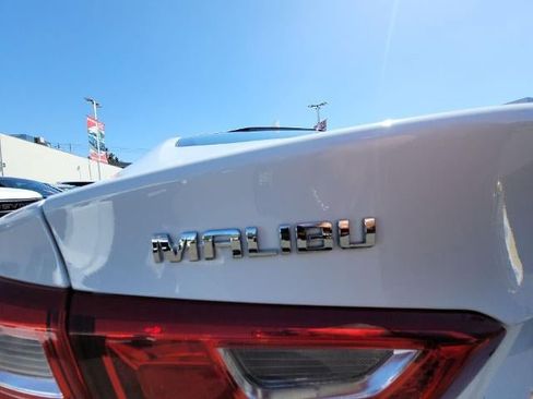 Used 2023 Chevrolet Malibu LT FWD image 30