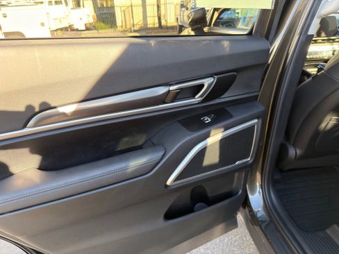 Used 2024 Kia Telluride S w/ S Sunroof Package image 19