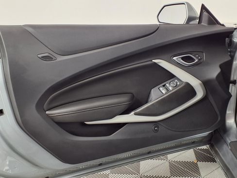Used 2023 Chevrolet Camaro LT image 20