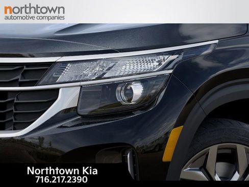 New 2026 Kia Seltos LX image 11