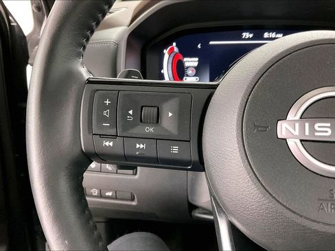 Used 2023 Nissan Rogue Platinum w/ Platinum Premium Package AWD/4WD image 12