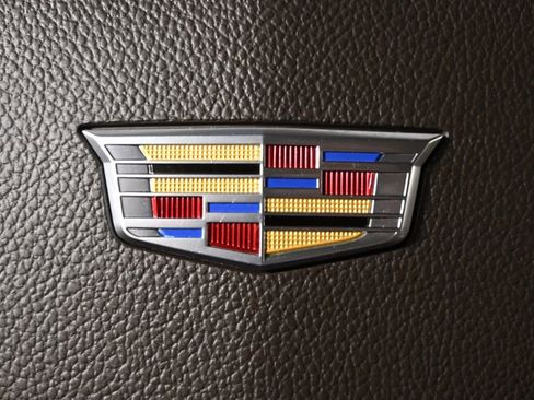 Used 2016 Cadillac Escalade Luxury AWD/4WD image 38
