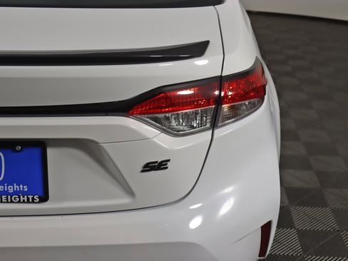Used 2022 Toyota Corolla SE image 13