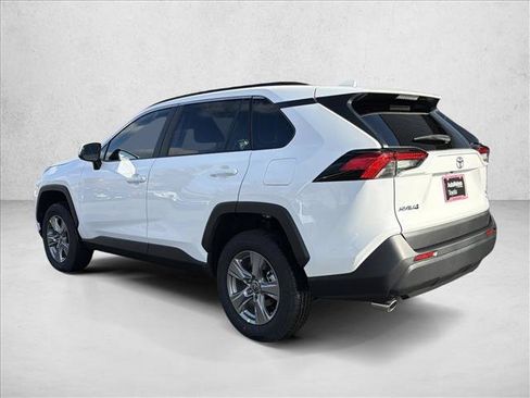 Used 2025 Toyota RAV4 XLE w/ Convenience Package AWD/4WD image 7