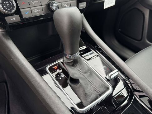 New 2026 Jeep Compass Latitude AWD/4WD image 6
