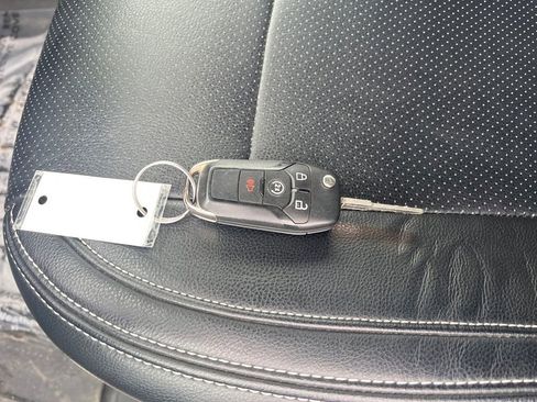 Used 2019 Ford F250 Lariat w/ FX4 Off-Road Package image 31