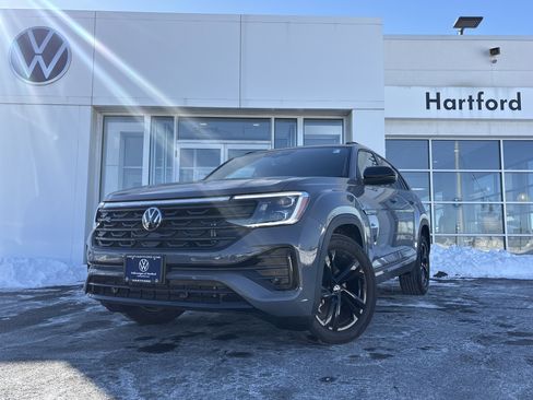 New 2026 Volkswagen Atlas Cross Sport SEL R-Line image 1