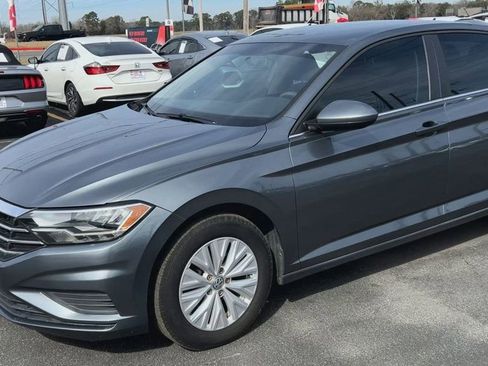Used 2019 Volkswagen Jetta S w/ Driver Assistance Package image 4