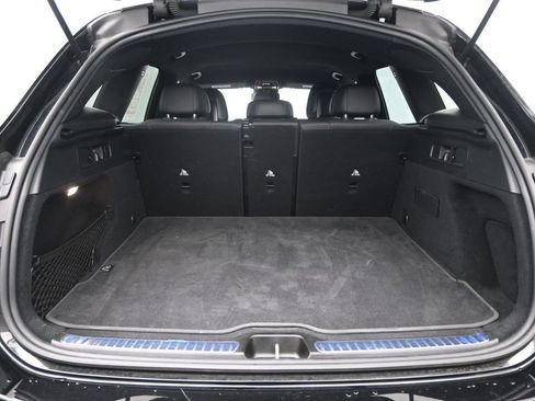 Used 2024 Mercedes-Benz GLC 300 4MATIC image 25