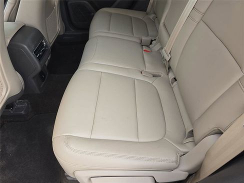 Used 2022 Lincoln Corsair Standard image 13