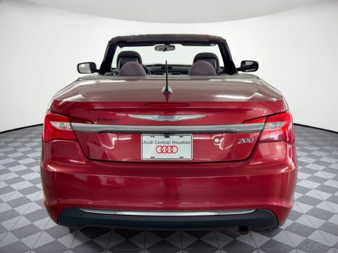 Used 2013 Chrysler 200 Touring FWD image 11