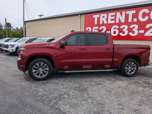 Used 2021 Chevrolet Silverado 1500 RST w/ Z71 Off-Road Package AWD/4WD image 2