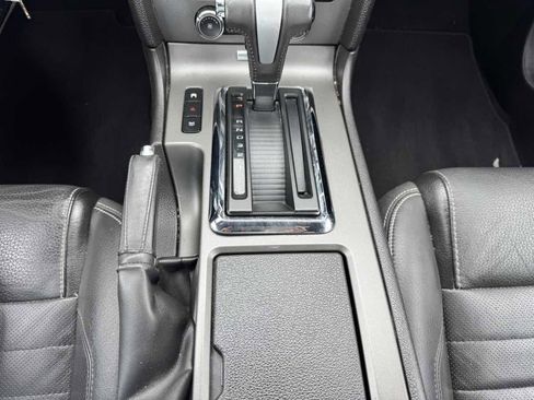 Used 2010 Ford Mustang Premium RWD image 44