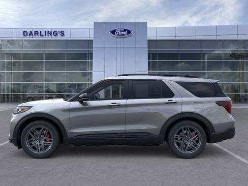 New 2026 Ford Explorer ST-Line w/ ST-Line Street Pack AWD/4WD image 3