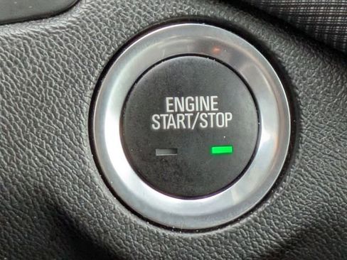 Used 2024 Chevrolet Equinox RS FWD image 33