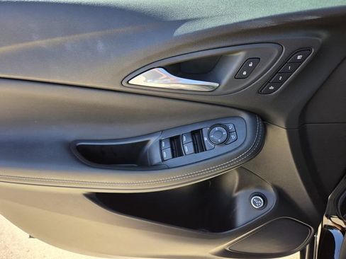 Used 2023 Buick Encore GX Essence w/ Experience Buick Package FWD image 13