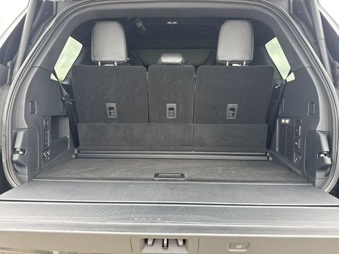 Used 2025 Ford Expedition Tremor AWD/4WD image 28