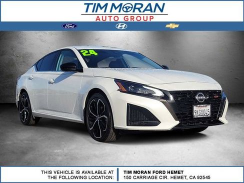 Used 2024 Nissan Altima 2.5 SR image 1