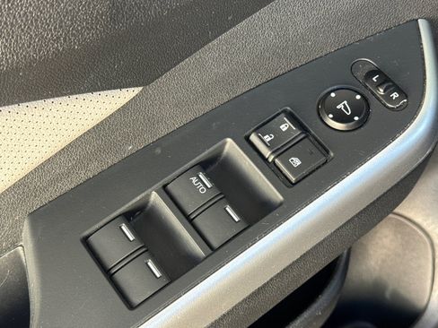 Used 2016 Honda CR-V EX-L image 14