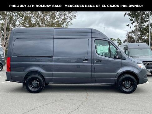 New 2024 Mercedes-Benz Sprinter 2500 image 24