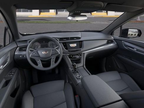 New 2026 Cadillac XT5 Luxury image 15