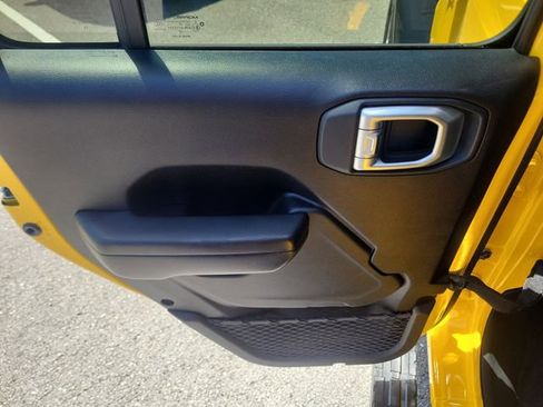 Used 2020 Jeep Wrangler Unlimited Sport S AWD/4WD image 9