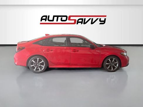 Used 2025 Honda Civic Sport Touring image 8