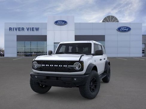 New 2026 Ford Bronco Outer Banks AWD/4WD image 2
