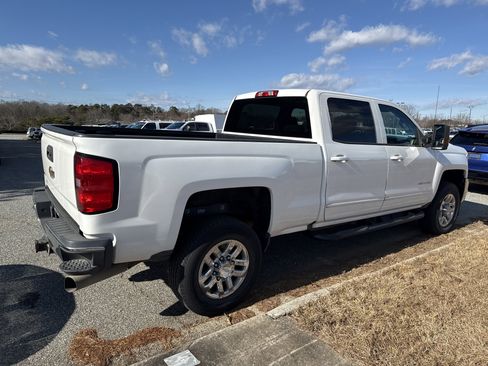 Used 2017 Chevrolet Silverado 2500 LT w/ LT Fleet Convenience Package image 10