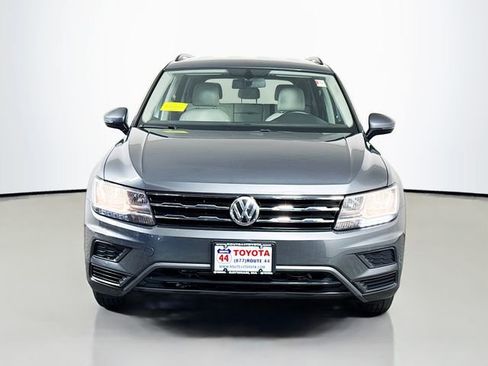 Used 2018 Volkswagen Tiguan SE image 11