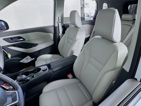 New 2026 Nissan Rogue SV image 22