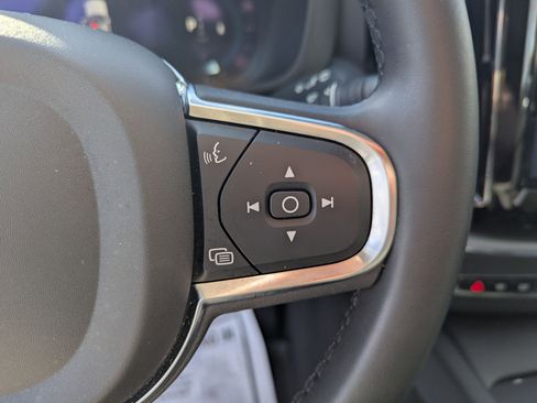 Certified 2024 Volvo XC60 B5 Core w/ Protection Package Premier image 13