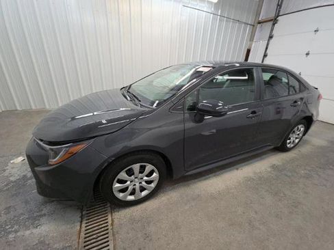 Used 2026 Toyota Corolla LE FWD image 1