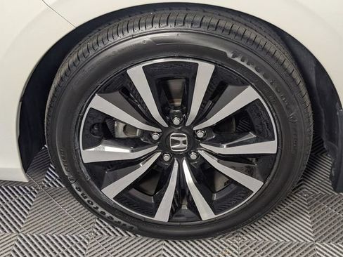 Used 2023 Honda Civic EX image 8