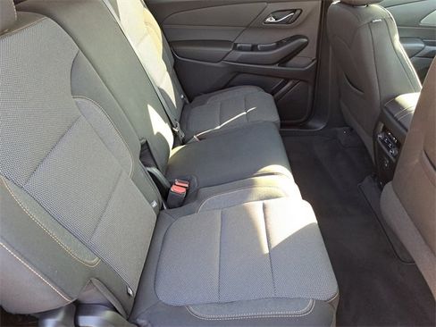 Used 2020 Chevrolet Traverse LS image 26