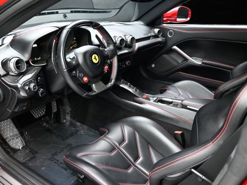 Used 2015 Ferrari F12 Berlinetta image 51