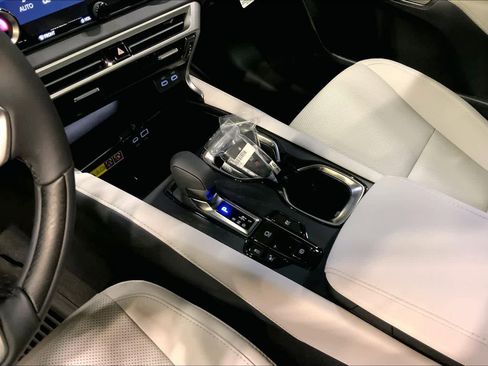 New 2026 Lexus RX 350h image 7