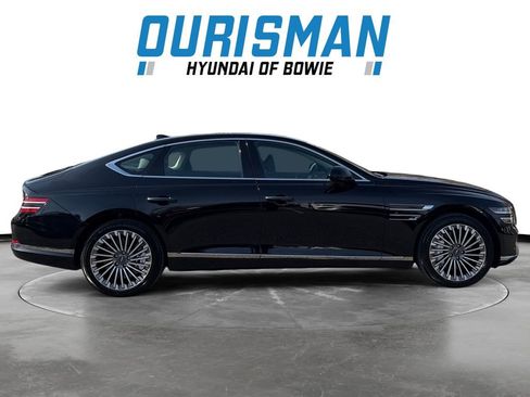 Used 2024 Genesis G80 image 7